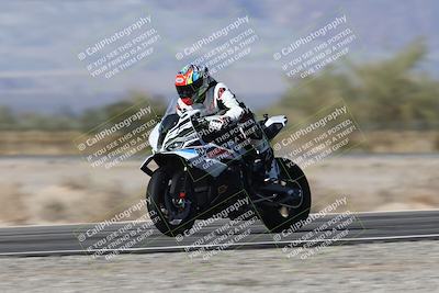 media/Dec-01-2025-Moto Forza (Mon) [[2daa91e15f]]/1-Advanced Group/Session 3 Turn 3 Exit Bump Pans/